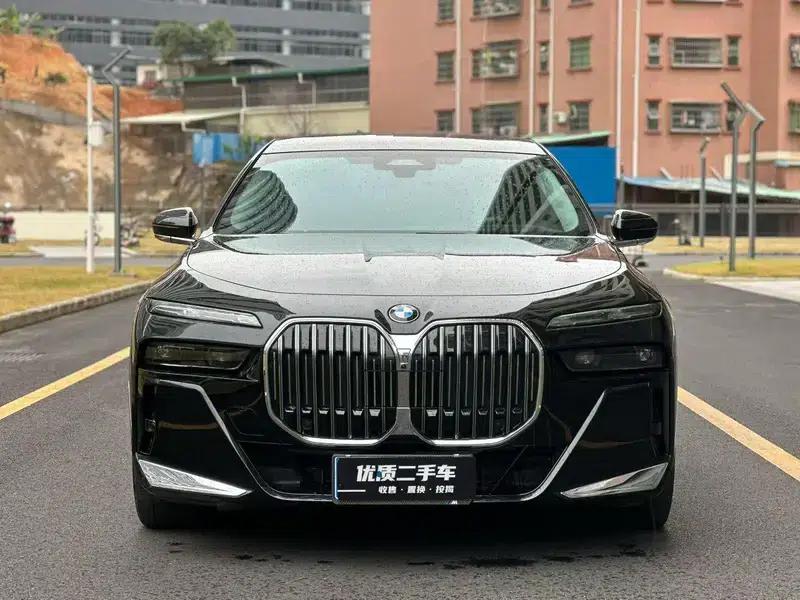2023 BMW 7 Series 740Li Leading Edition M Sport Package — миниатюра 2