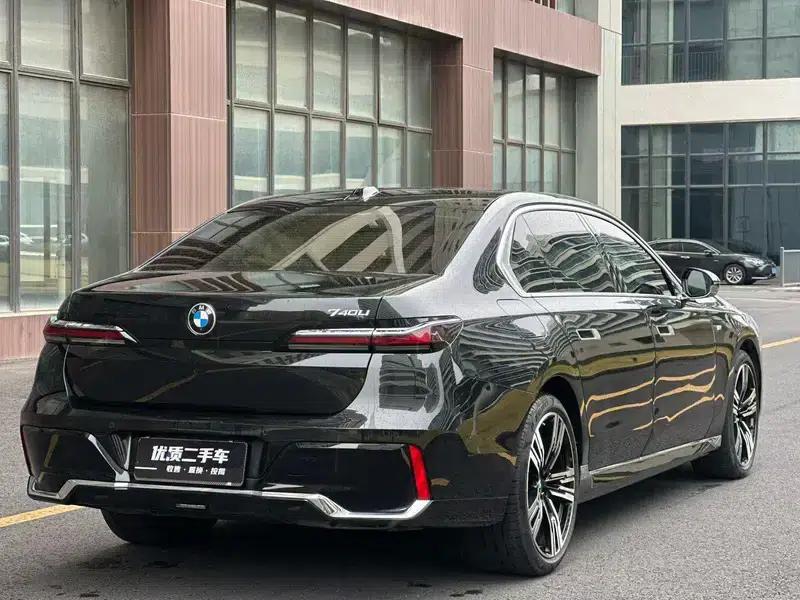 2023 BMW 7 Series 740Li Leading Edition M Sport Package — миниатюра 6