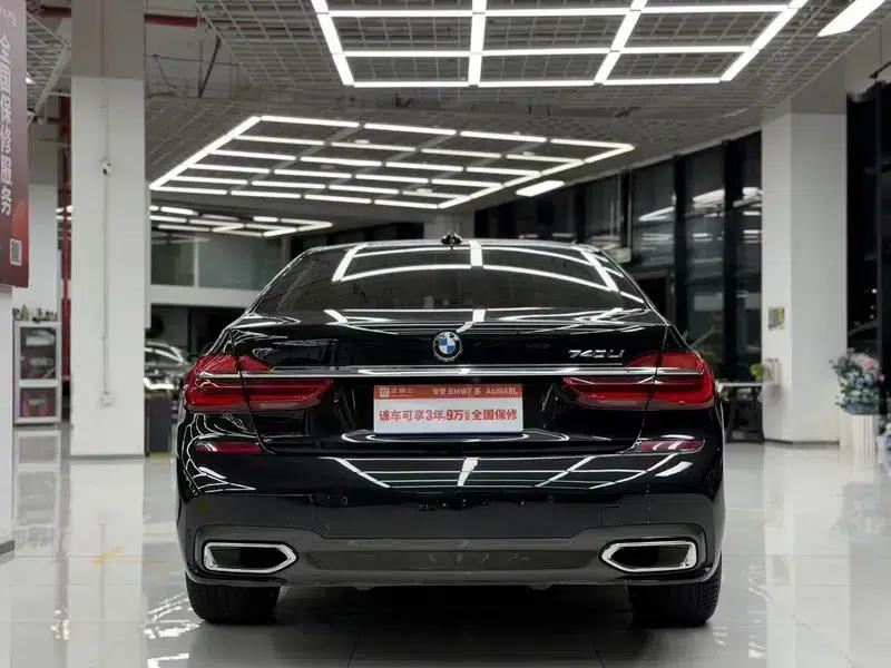 2016 BMW 7 Series 740Li Leading Edition — миниатюра 5