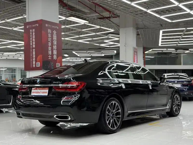 2016 BMW 7 Series 740Li Leading Edition — миниатюра 6