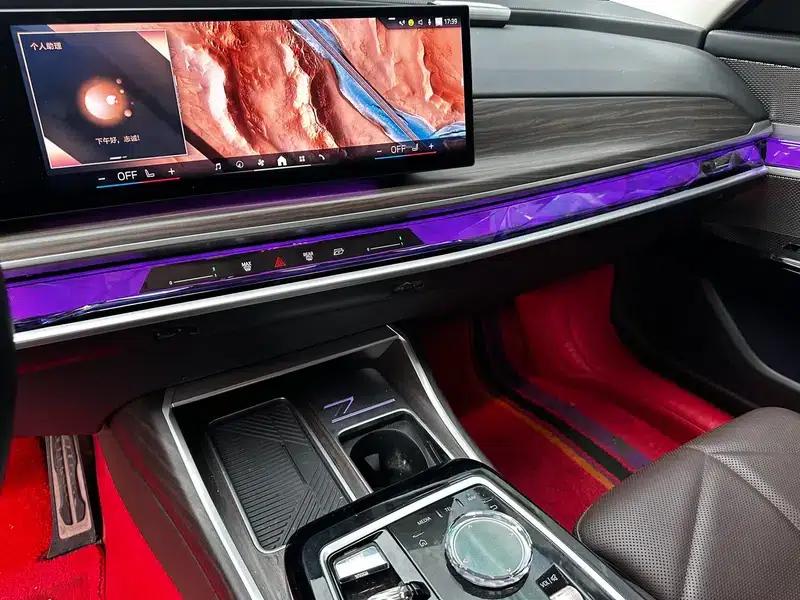 2023 BMW 7 Series 740Li Leading Edition M Sport Package — миниатюра 6