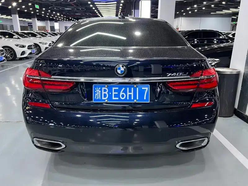 2018 BMW 7 Series 740Li Leading Edition M Sport Package — миниатюра 4