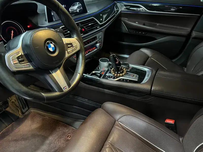 2018 BMW 7 Series 740Li Leading Edition M Sport Package — миниатюра 7