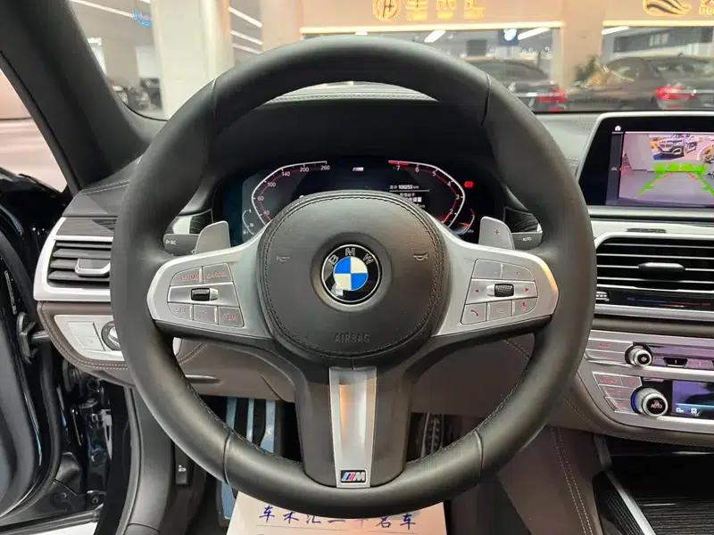 2019 BMW 7 Series Facelift 740Li Leading Edition M Sport Package — миниатюра 14