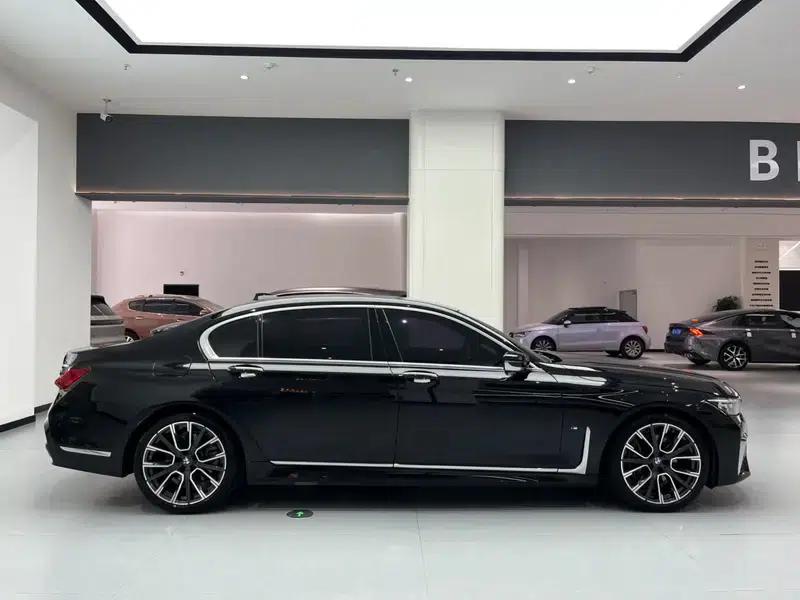 2019 BMW 7 Series Facelift 740Li Leading Edition M Sport Package — миниатюра 6
