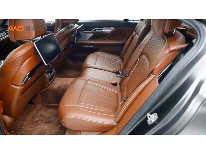 2018 BMW 7 Series 750Li xDrive M Sport Package — миниатюра 10