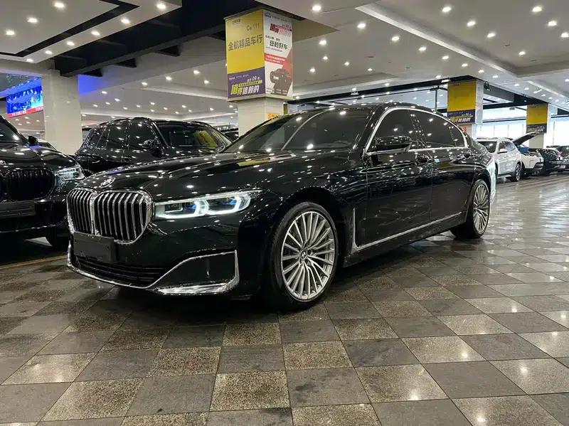 2019 BMW 7 Series 740Li Luxury Package — миниатюра 1