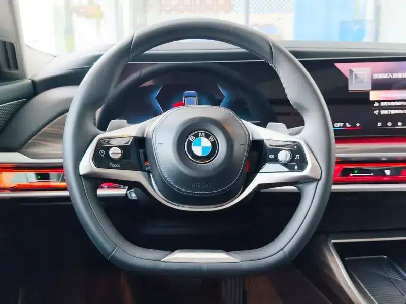 2023 BMW 7 Series 735Li Luxury Package — миниатюра 14