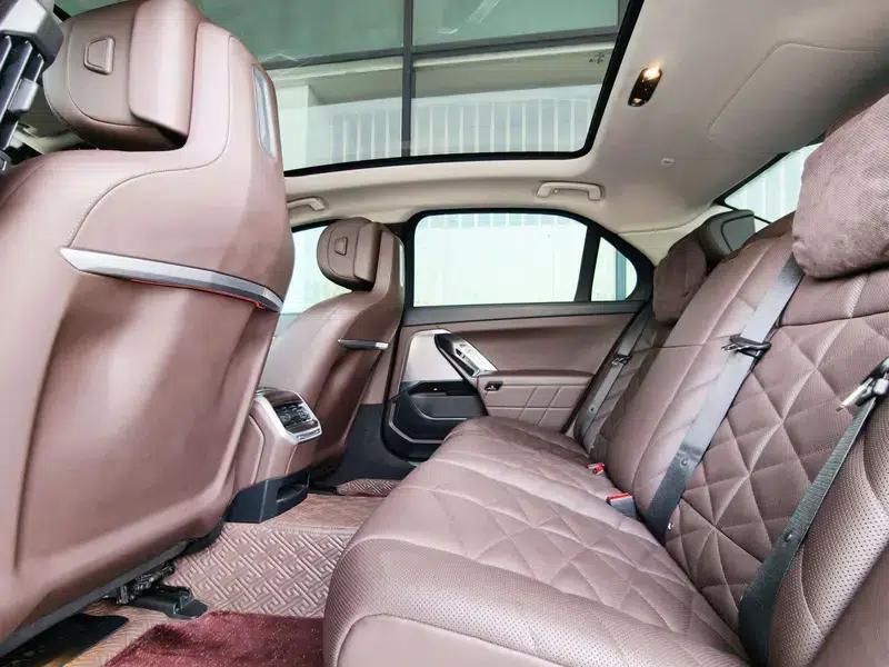 2023 BMW 7 Series 735Li Luxury Package — миниатюра 17