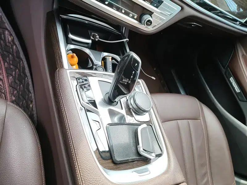 2017 BMW 7 Series 730Li Leading Edition — миниатюра 14