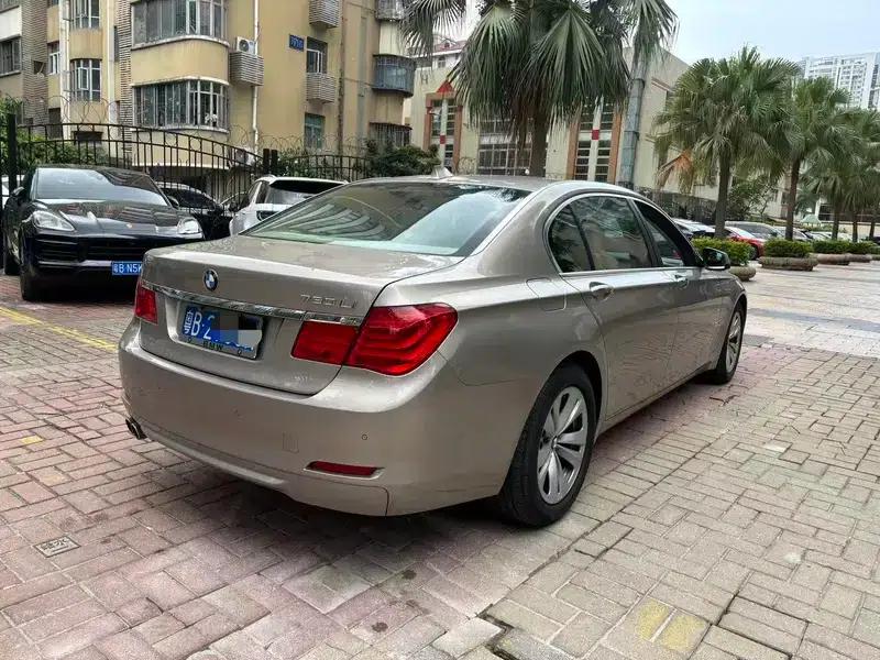 2011 BMW 7 Series 730Li Elegant Edition — миниатюра 5
