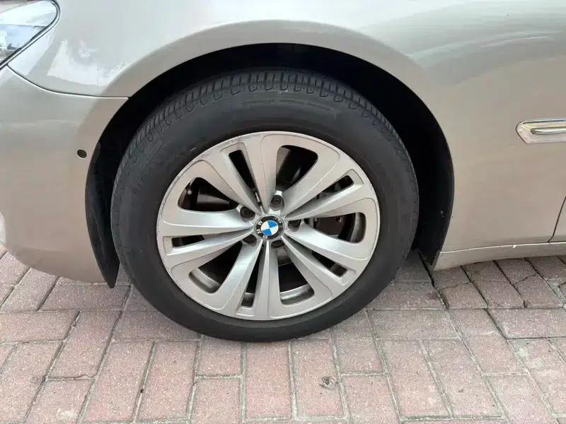 2011 BMW 7 Series 730Li Elegant Edition — миниатюра 6