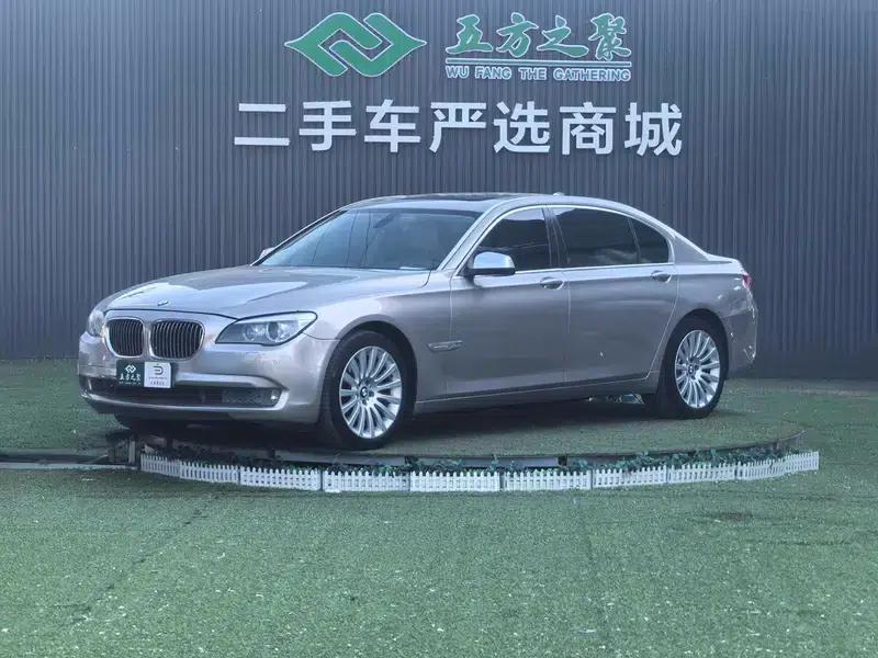 BMW 7 Series 2009 740Li Premium — миниатюра 1