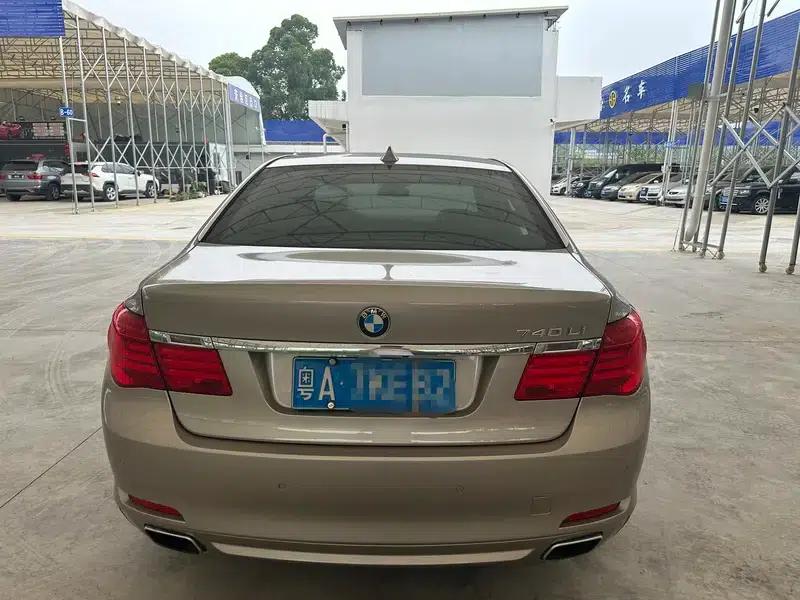BMW 7 Series 2009 740Li Luxury — миниатюра 5