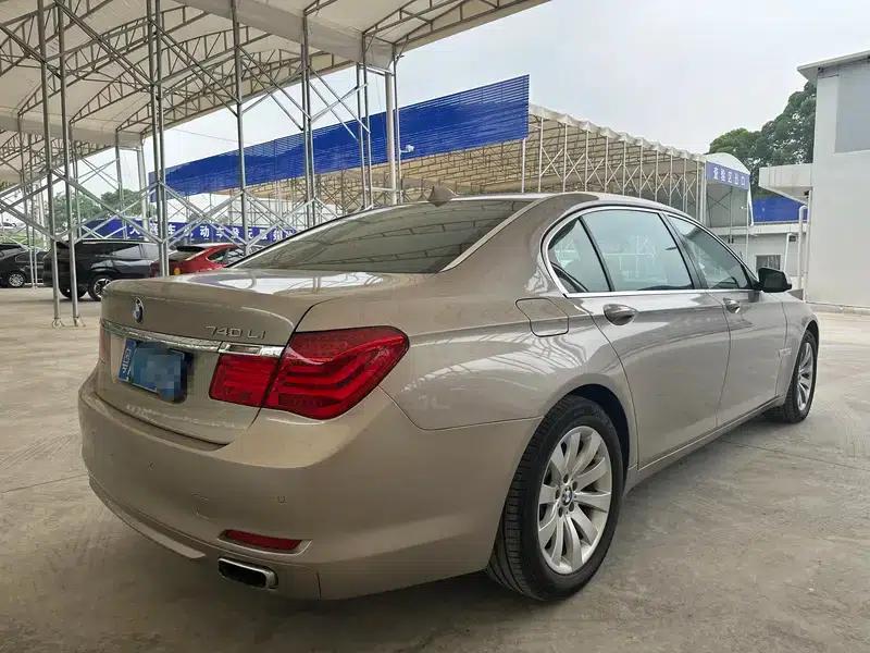 BMW 7 Series 2009 740Li Luxury — миниатюра 6
