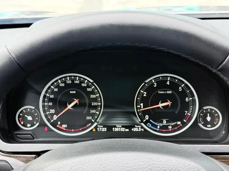 2013 BMW 7 Series 730Li Luxury — миниатюра 11