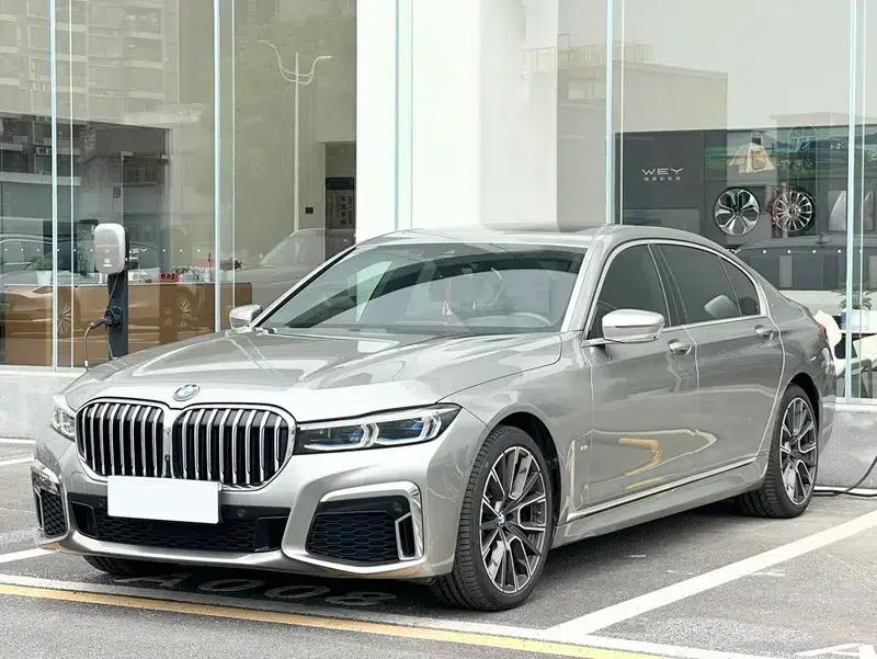2019 BMW 7 Series Facelift 740Li Luxury M Sport Package — миниатюра 1