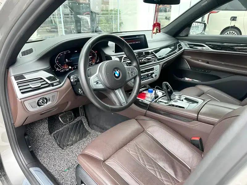 2019 BMW 7 Series Facelift 740Li Luxury M Sport Package — миниатюра 21