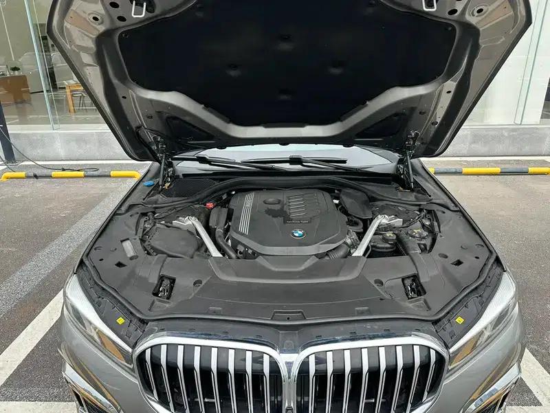 2019 BMW 7 Series Facelift 740Li Luxury M Sport Package — миниатюра 8