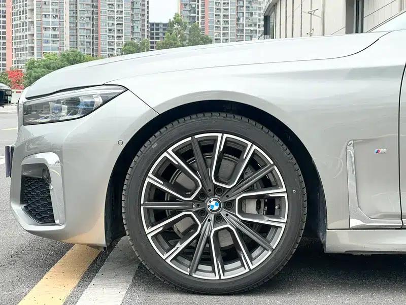 2019 BMW 7 Series Facelift 740Li Luxury M Sport Package — миниатюра 10