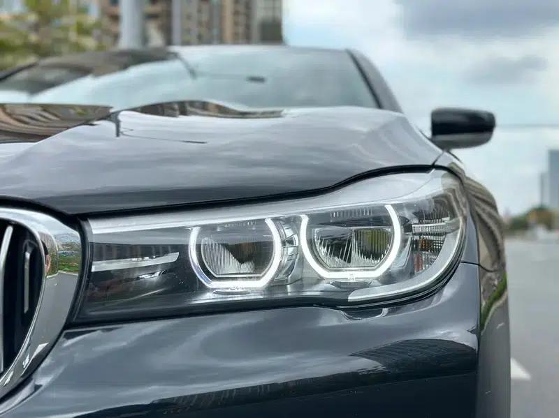 2017 BMW 7 Series 730Li Leading Edition — миниатюра 10