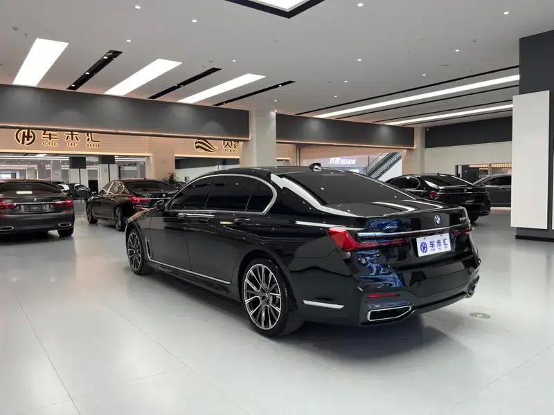 2019 BMW 7 Series 730Li M Sport Package — миниатюра 4