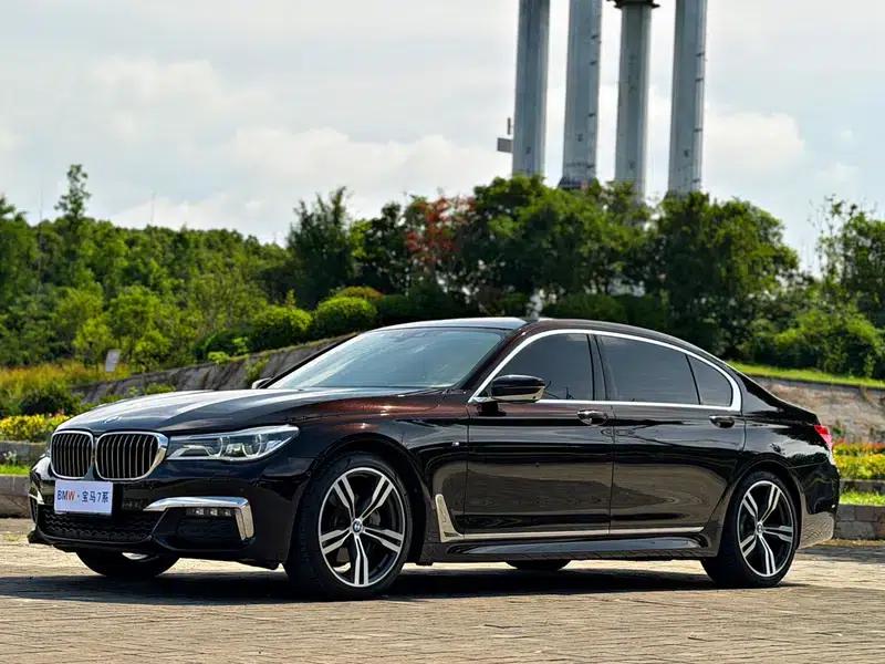 2018 BMW 7 Series 740Li xDrive Luxury M Sport Package — миниатюра 1
