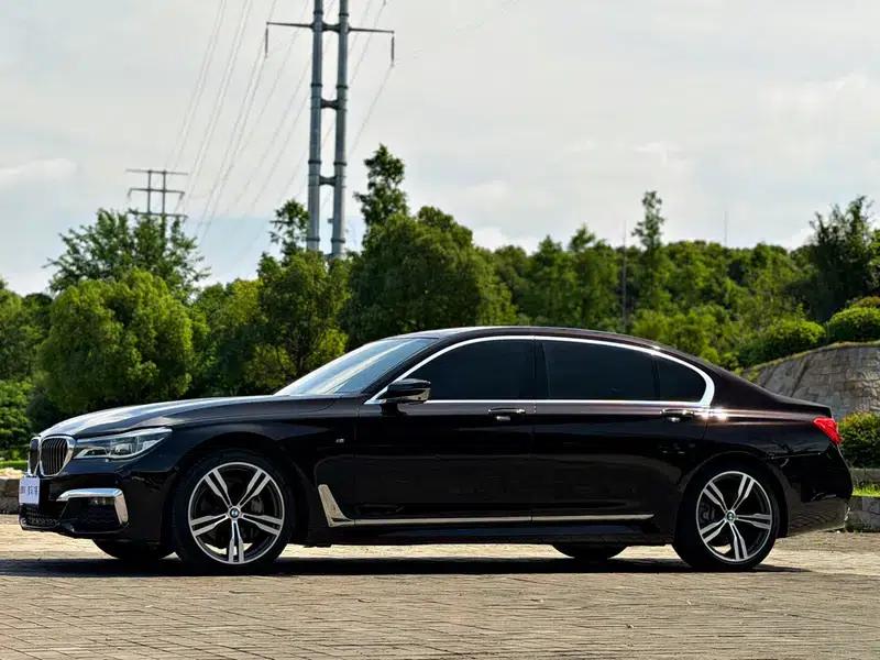 2018 BMW 7 Series 740Li xDrive Luxury M Sport Package — миниатюра 4