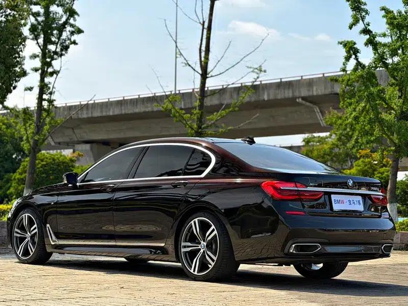 2018 BMW 7 Series 740Li xDrive Luxury M Sport Package — миниатюра 5