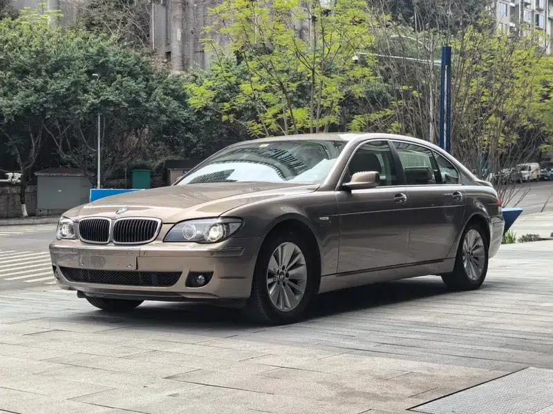 BMW 7 Series 2008 730Li Classic Edition — миниатюра 1