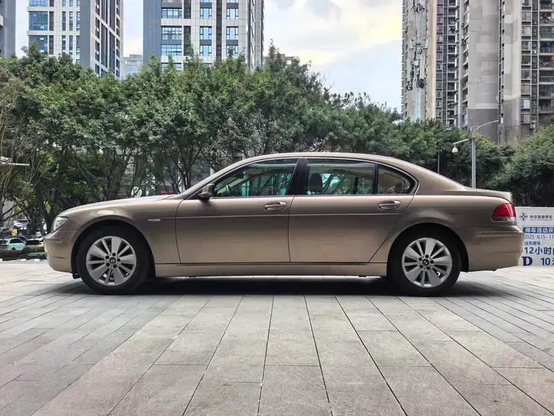 BMW 7 Series 2008 730Li Classic Edition — миниатюра 3
