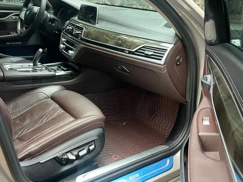 2017 BMW 7 Series 730Li Luxury — миниатюра 8