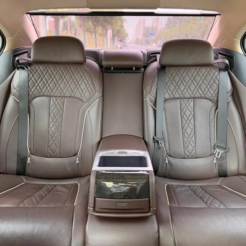 2018 BMW 7 Series 740Li Leading Model, Excellence Package — миниатюра 17