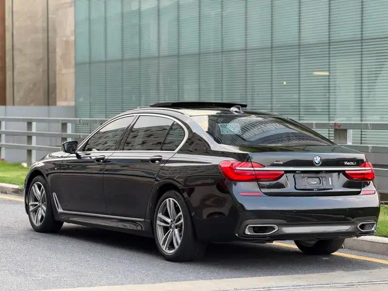 2018 BMW 7 Series 730Li Leading Edition M Sport Package — миниатюра 4