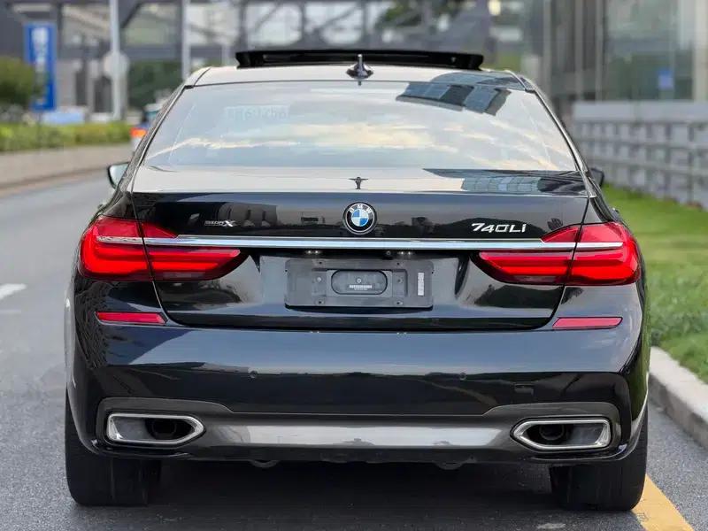 2018 BMW 7 Series 730Li Leading Edition M Sport Package — миниатюра 5