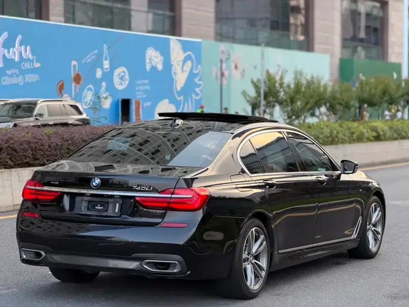 2018 BMW 7 Series 730Li Leading Edition M Sport Package — миниатюра 6