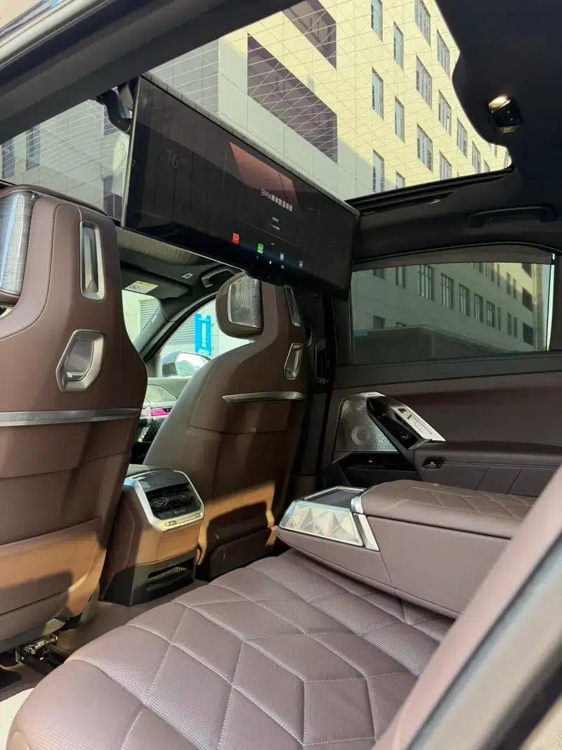 2023 BMW 7 Series 740Li Luxury M Sport Package — миниатюра 6