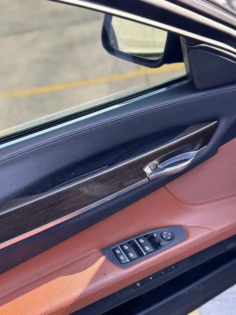 BMW 7 Series 2009 740Li Leading Edition — миниатюра 8