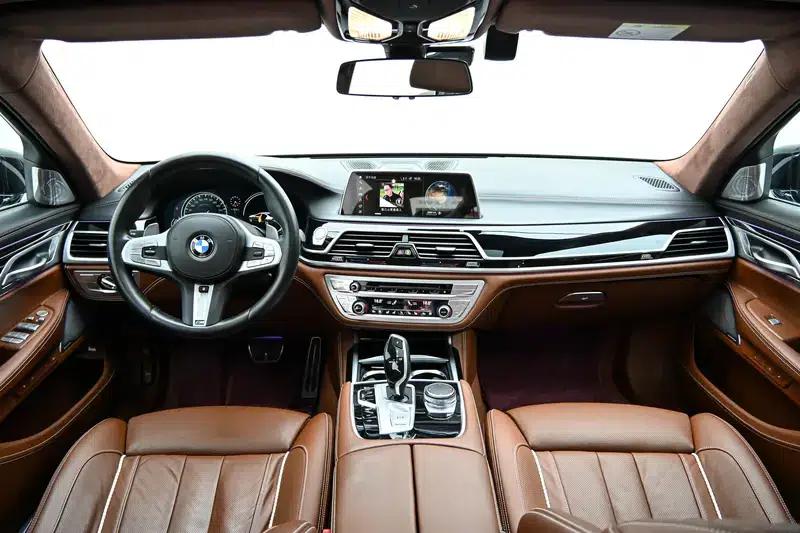 2018 BMW 7 Series 740Li xDrive Luxury M Sport Package — миниатюра 14