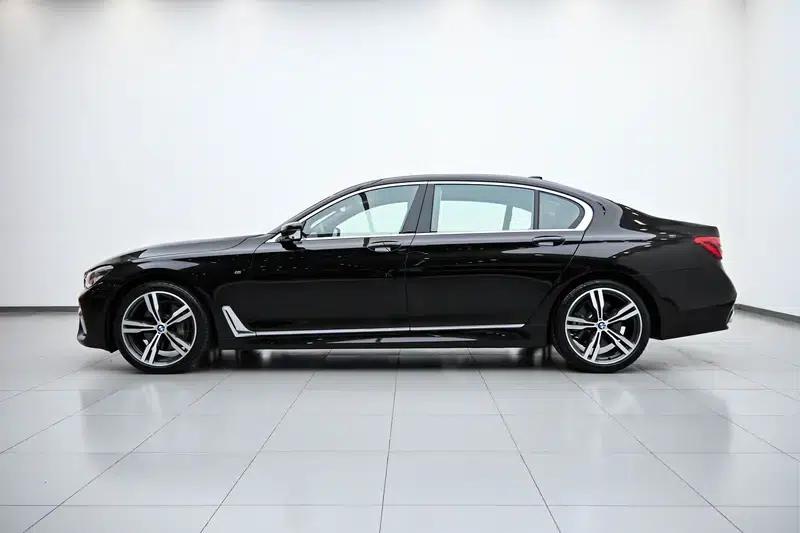2018 BMW 7 Series 740Li xDrive Luxury M Sport Package — миниатюра 4