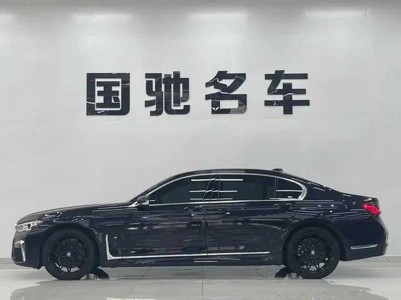 2019 BMW 7 Series 740Li Leading Edition M Sport Package — миниатюра 3