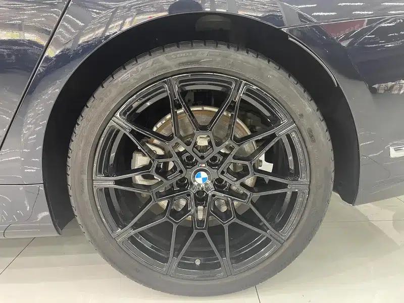 2019 BMW 7 Series 740Li Leading Edition M Sport Package — миниатюра 6