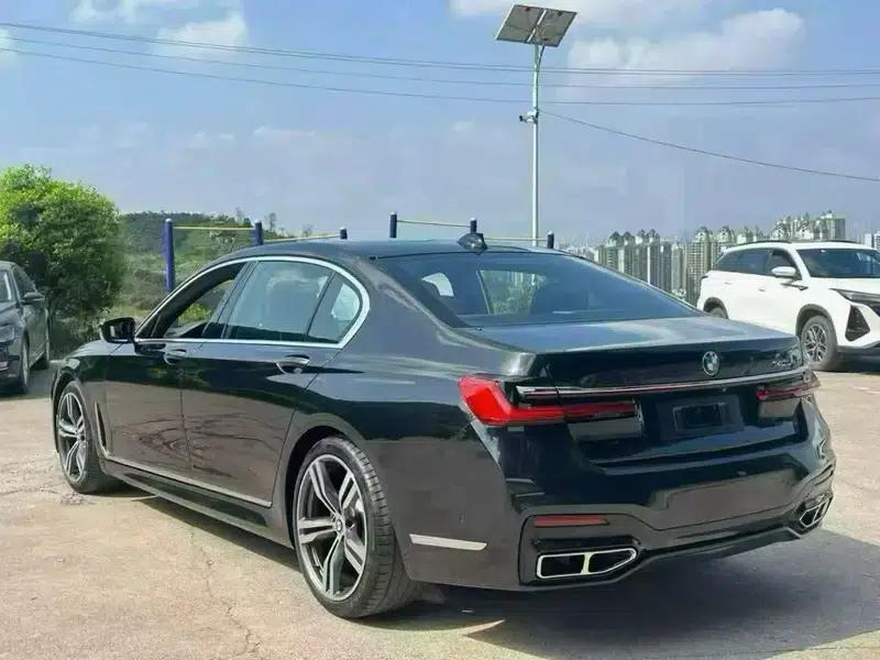 2018 BMW 7 Series 740Li Leading Model, Excellence Package — миниатюра 4