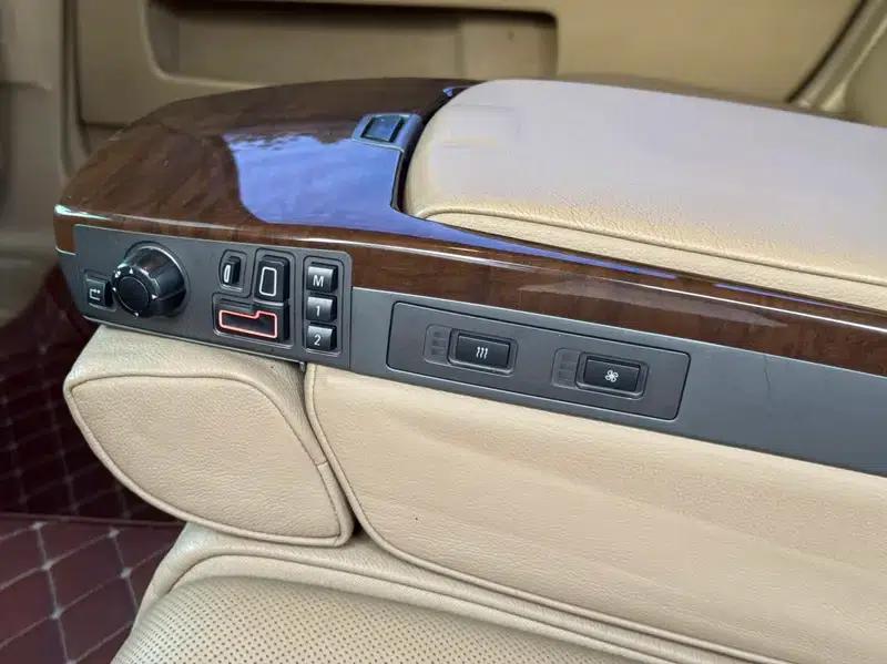 BMW 7 Series 2004 730Li — миниатюра 8