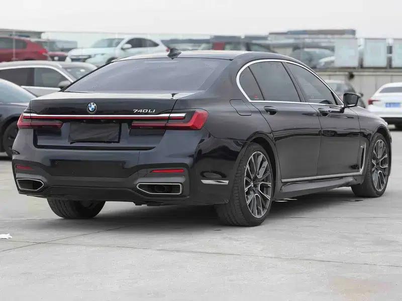 2019 BMW 7 Series 740Li Leading Edition M Sport Package — миниатюра 5