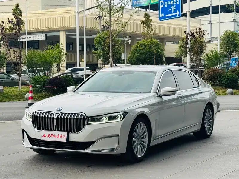 2021 BMW 7 Series 730Li Luxury Package — миниатюра 1