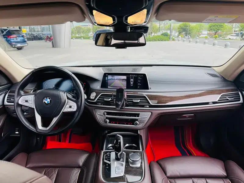 2021 BMW 7 Series 730Li Luxury Package — миниатюра 17