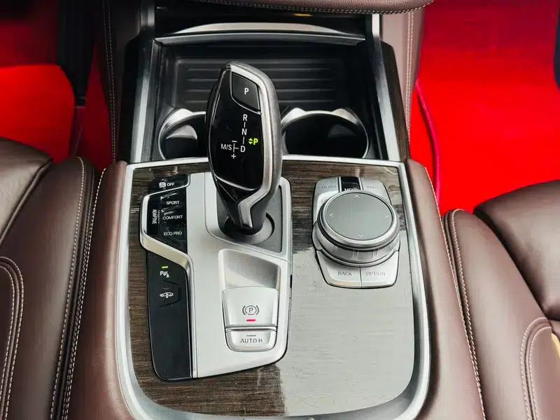 2021 BMW 7 Series 730Li Luxury Package — миниатюра 21