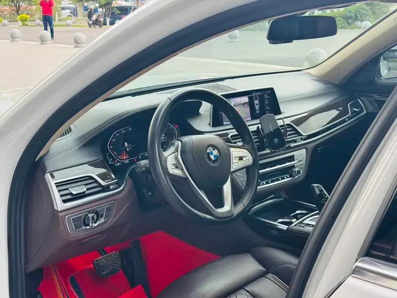 2021 BMW 7 Series 730Li Luxury Package — миниатюра 22