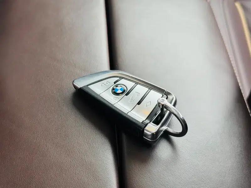 2021 BMW 7 Series 730Li Luxury Package — миниатюра 6